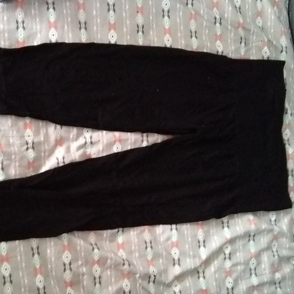 plain black leggings